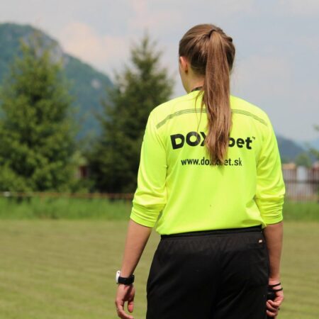THE WORLD’S BEST WOMAN REFEREE 2014